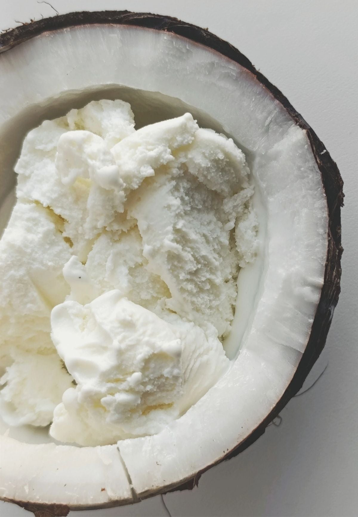 Prebiotic Whitening Toothpaste - Coconut Cream & Mint